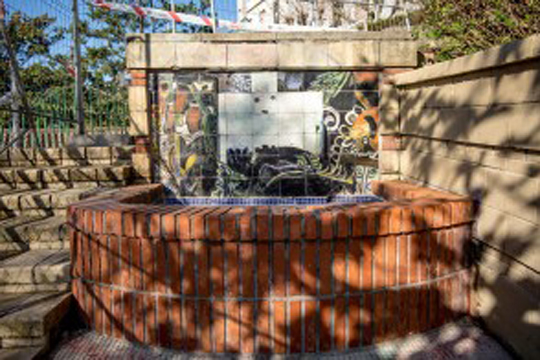 San Telmo Museoak Zumetaren zeramika lan bat zaharberritu du Gros auzoan