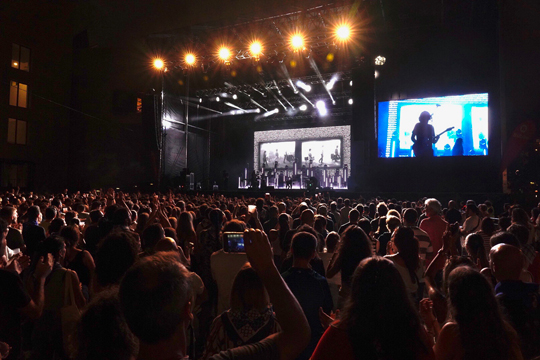 Nena Daconte, Coti BOS-ekin batera, Bar�n Rojo Udal Bandarekin eta David Otero gehituta, zehaztuta geratu da Bilboko Aste Nagusian Abandoibarran eta Europa Parkean egingo diren kontzertuen zerrenda