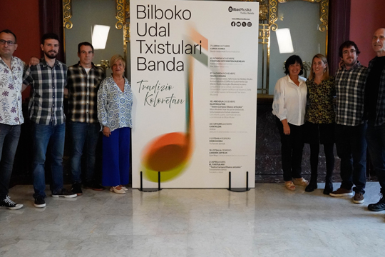 Bilboko Udal Txistulari Bandak soinu tradizionalak berrikuntzarekin eta beste diziplina batzuekin nahasiko ditu 