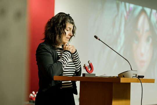 Ane Garmendia, ikus-entzunezko lanen itzultzailea: &laquo;Ongi etorriak dira euskaratzen diren eduki guztiak, baina kalitatea kopurua bezain garrantzitsua da, eta hori zaindu beharra dago&raquo;