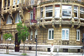 Exterior de la Pensi�n Alemana