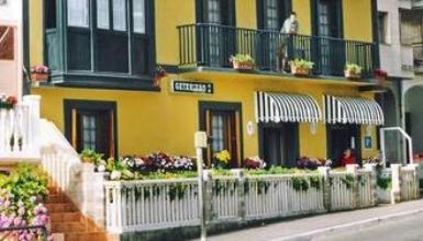 Ostatuaren kanpoaldea