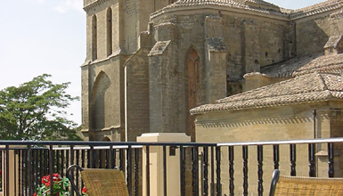 Hoteletik herria ikus daiteke