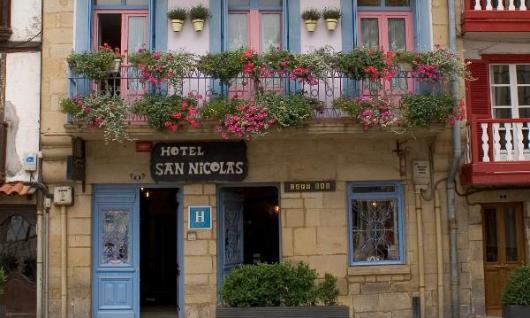 San Nicol�s hotela