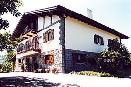 Exterior del Agroturismo A�arre Zarra