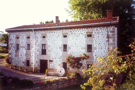 Exterior de la Casa rural Errota