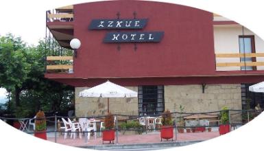 Hotelaren aurrealdea