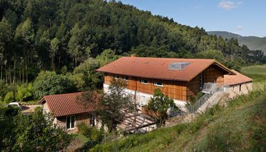 Kanpoaldea, ekialdetik ikusita