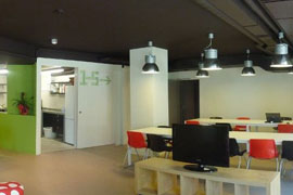 Sal�n - comedor del albergue