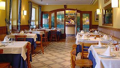 Dining room in La Rampa restaurant