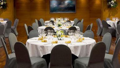 Dining room in Kukuarri restaurant