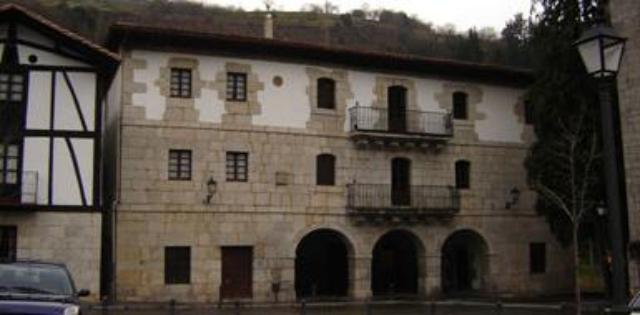 Albiztur Town Hall