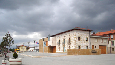 Erriberabeitiko udaletxea