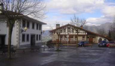 Leaburu Main Square