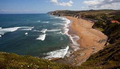 Playa de Arrietara-Atxabiribil