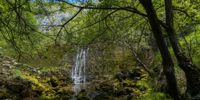 R&iacute;os y mares de interior