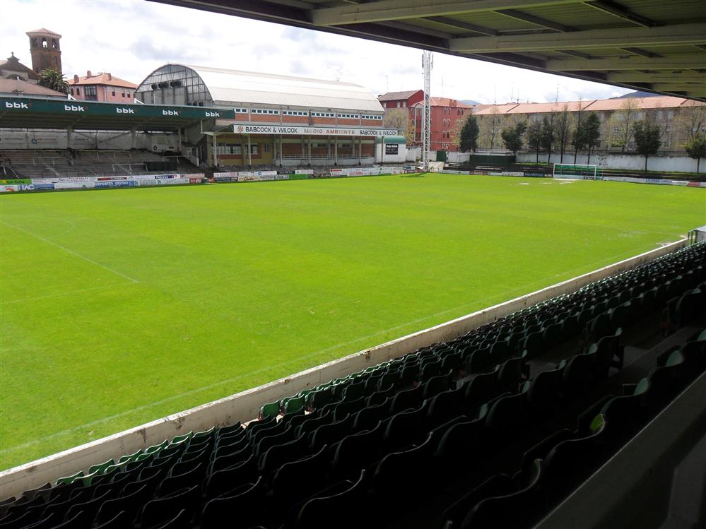 CAMPO DE FUTBOL LAS LLANAS Juegos escolares deportivos de Euskadi