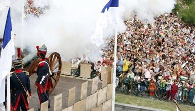 El ca�onazo que da comienzo a las fiestas