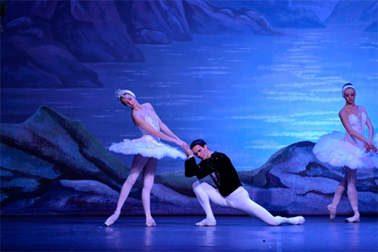 Russian Classical Ballet: "Beltxargen aintzira"