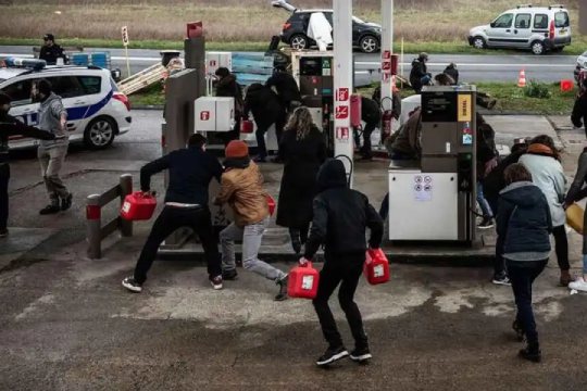 Geuretik sortuak: "Kolapsoa"