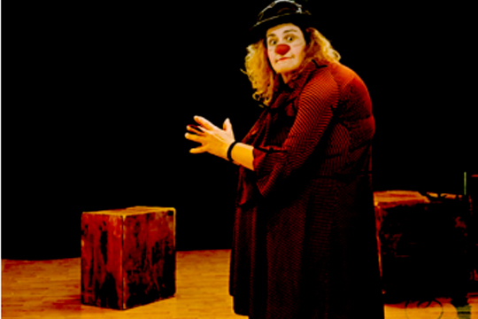 Cuentacuentos: Bea Larra&ntilde;aga "Donna Bufona"