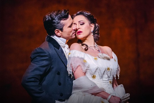 &Oacute;pera en el cine: "La Traviata" (Basauri)