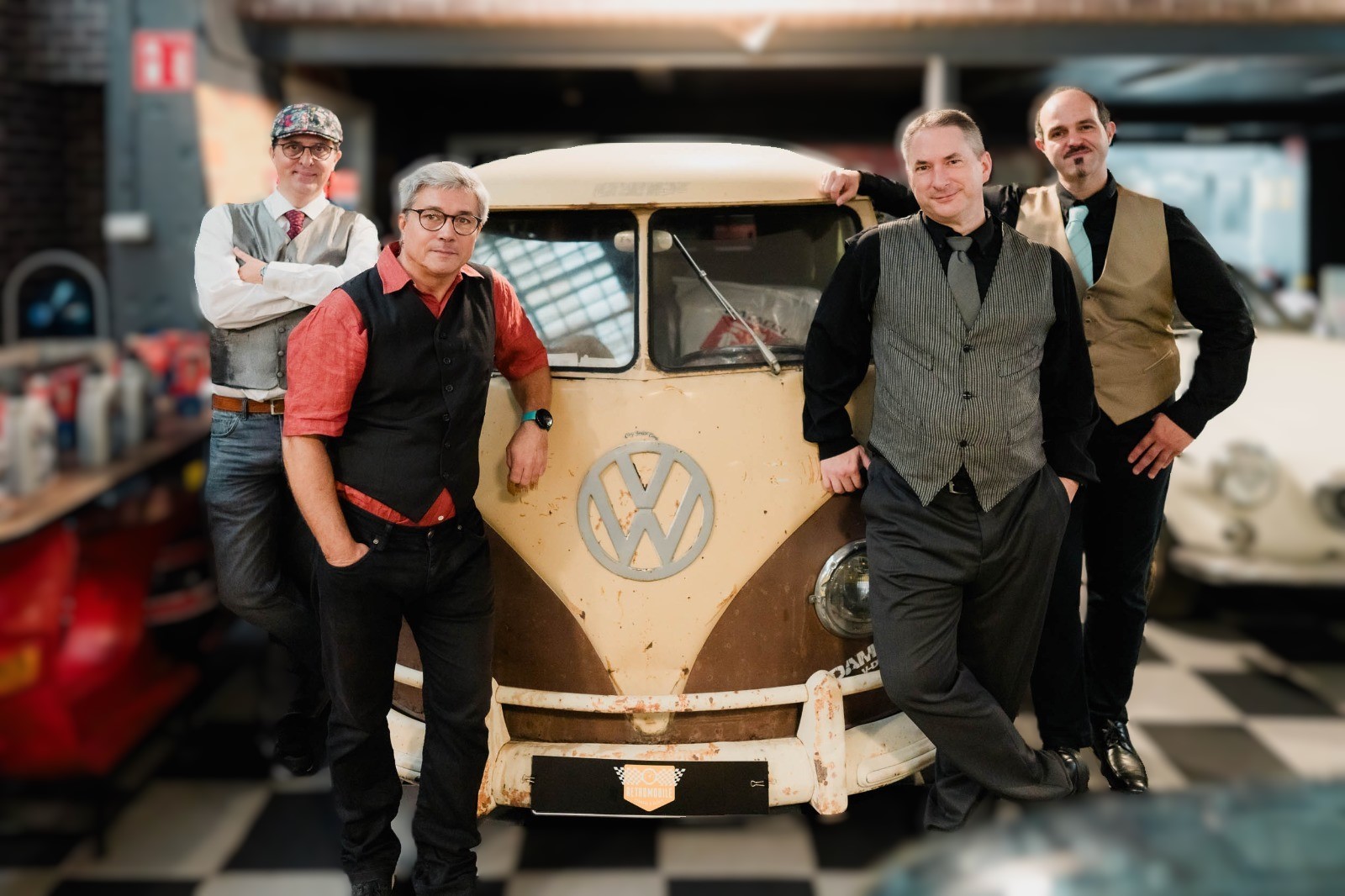 OLD GLASSES EN EL PAU BERRI DE BERGARA