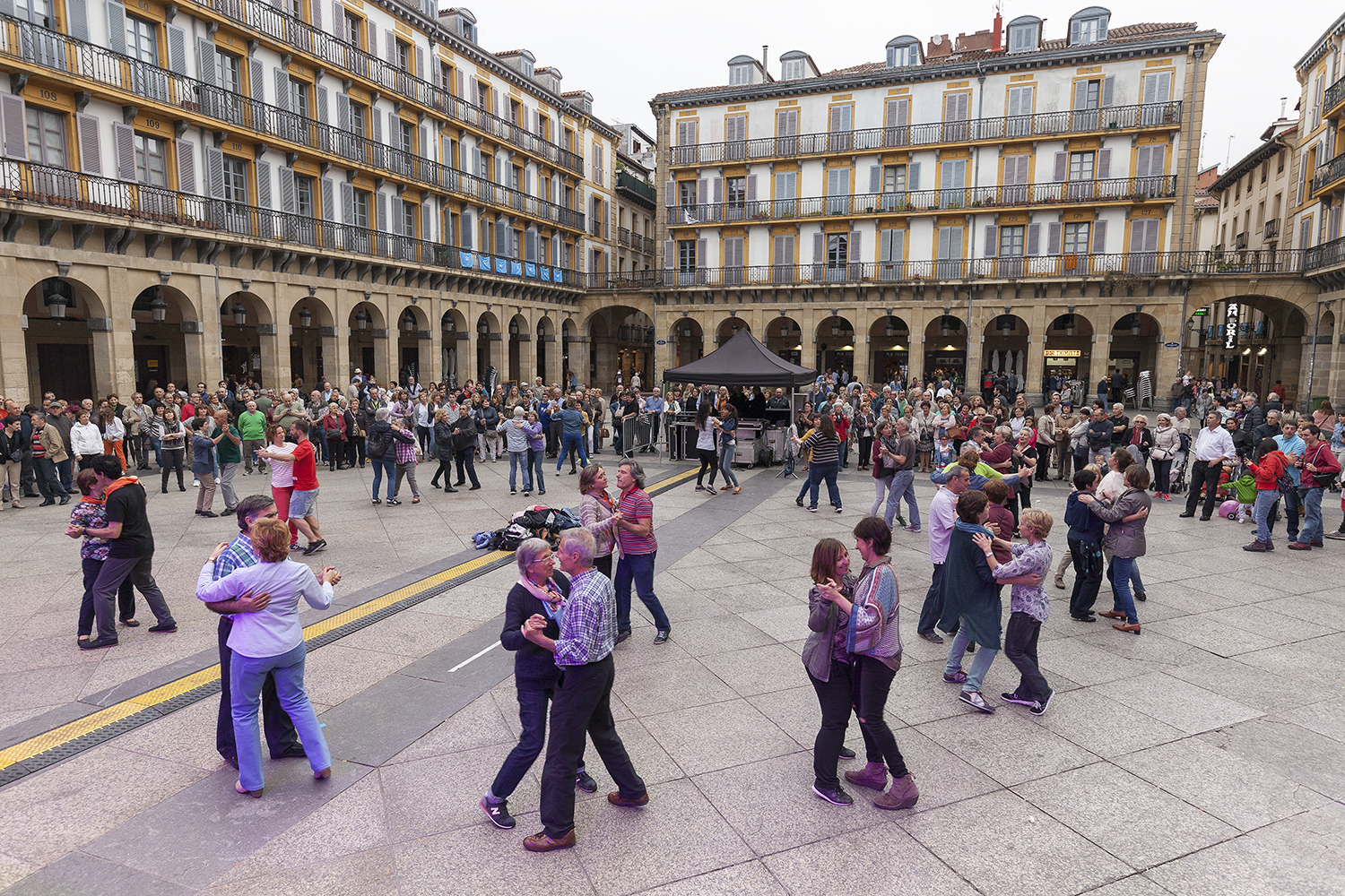 ROMERÍA DE LA BANDA MUNICIPAL DE TXISTULARIS DE SAN SEBASTIÁN ROMERÍA DE LA BANDA MUNICIPAL DE TXISTULARIS DE SAN SEBASTIÁN