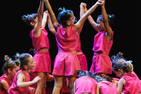 Fiestas de Eibar 2026: Espect&aacute;culo de KOA Dantza