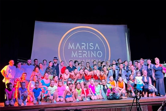 Exhibición de danza: Alumnos y alumnas de la escuela Marisa Merino Exhibición de danza: Alumnos y alumnas de la escuela Marisa Merino