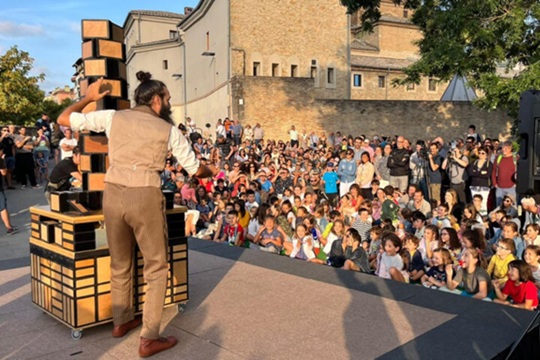 ATARDECER PAMPLONA 2026: "UMBRÁFONO" ATARDECER PAMPLONA 2026: "UMBRÁFONO"