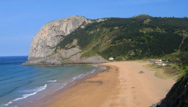 La plage de Laga
