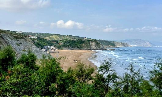 Playas de Arriatera y Atxabiribil
