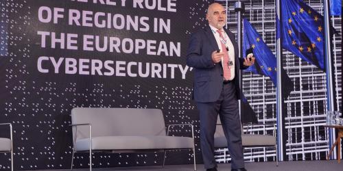 Momento de la ponencia de Luigi Rebuffi, Secretario General y fundador de ECSO, European Cyber Security Organisation, celebrada en el evento de presentaci�n de Cyberzaintza, la Agencia Vasca de Ciberseguridad.