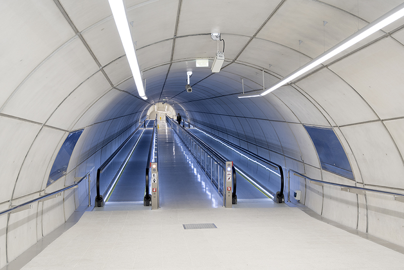Metro Bilbao linea 3 Uribarri acceso a Zumalakarregi