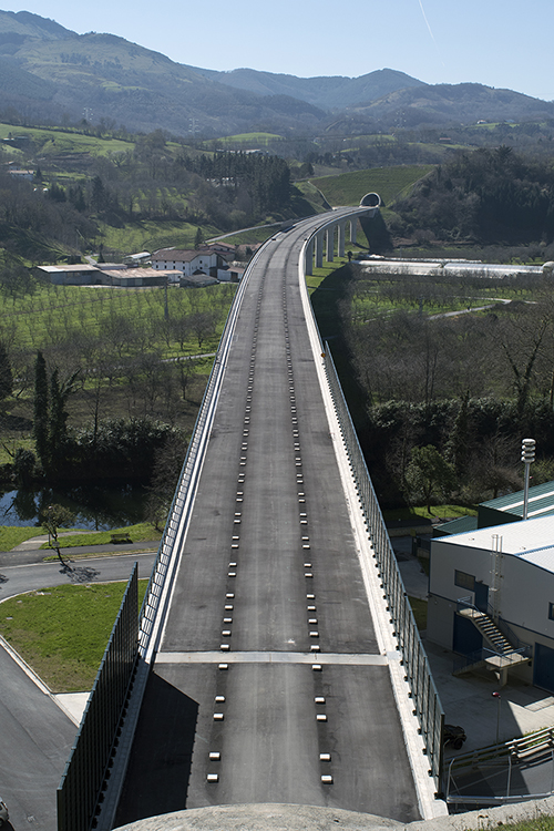 Y vasca Urnieta-Hernani viaducto Urumea