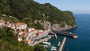 Le port d'Elantxobe