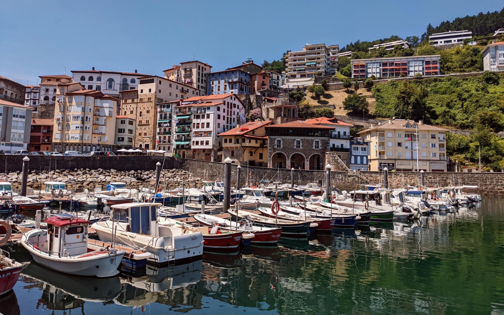 Puerto de Mutriku