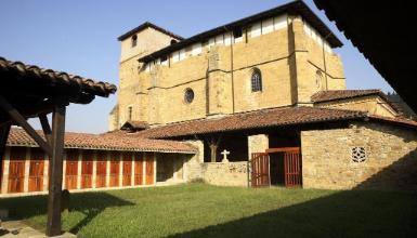 Vista exterior de la iglesia