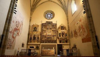 El interior del templo