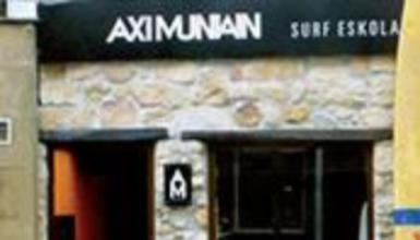 Axi Muniain Surf Eskola