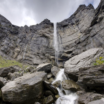 The stunning Nervi&oacute;n River Falls