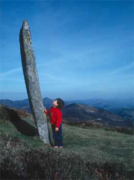 Menhir de Iru&ntilde;arri, en Erasun, Navarra
