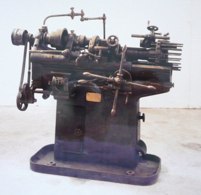 Torno-revólver “Pittler”. Archivo Depósito de Patrimonio Cultural Industrial Mueble (Gobierno Vasco).