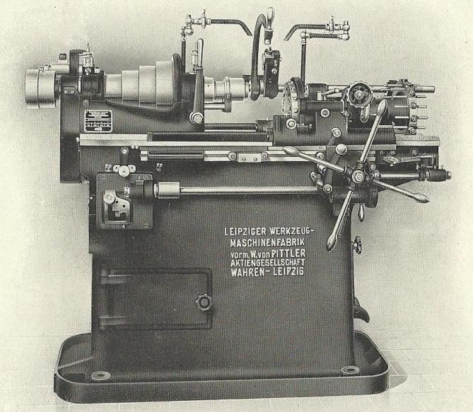 Jatorrizko «Pittler» tornu errebolber baten marrazkia, CRA modeloa. Pittler – Halbautomaten, Automaten, Revolver katalogoa. Leipziger Werkzeug-Maschinenfabrik vorm. W. von Pittler.