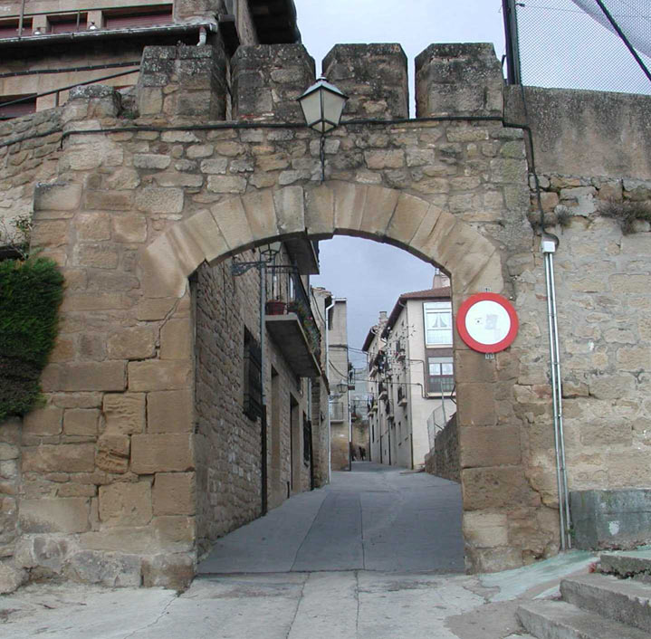 Puerta Mercadal