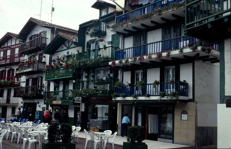 Barrio La Marina