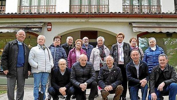 ARETXABALETAK BAKARDADEARI AURRE EGINGO DIO ADINEKOEN ARTEAN