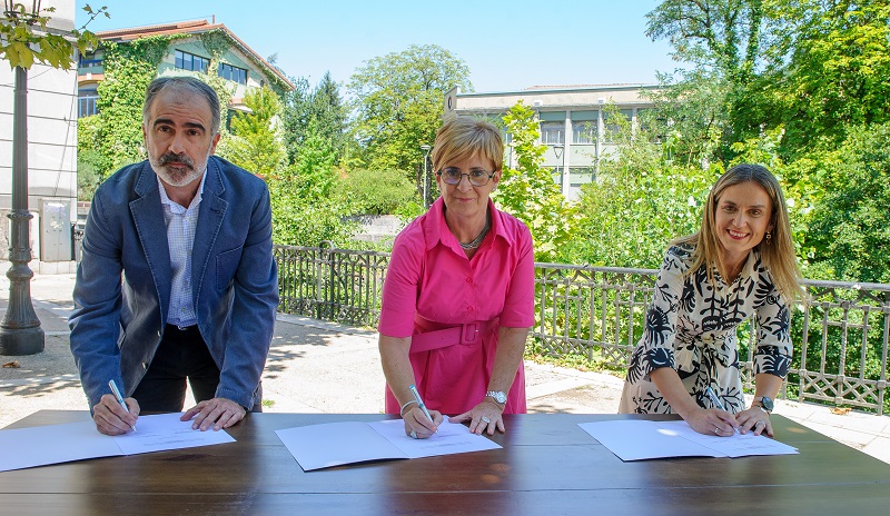 Firma convenio obras Beasain