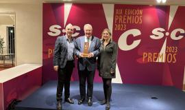 Javier Di&eacute;guez recoge el Premio SIC por la creaci&oacute;n de Cyberzaintza.